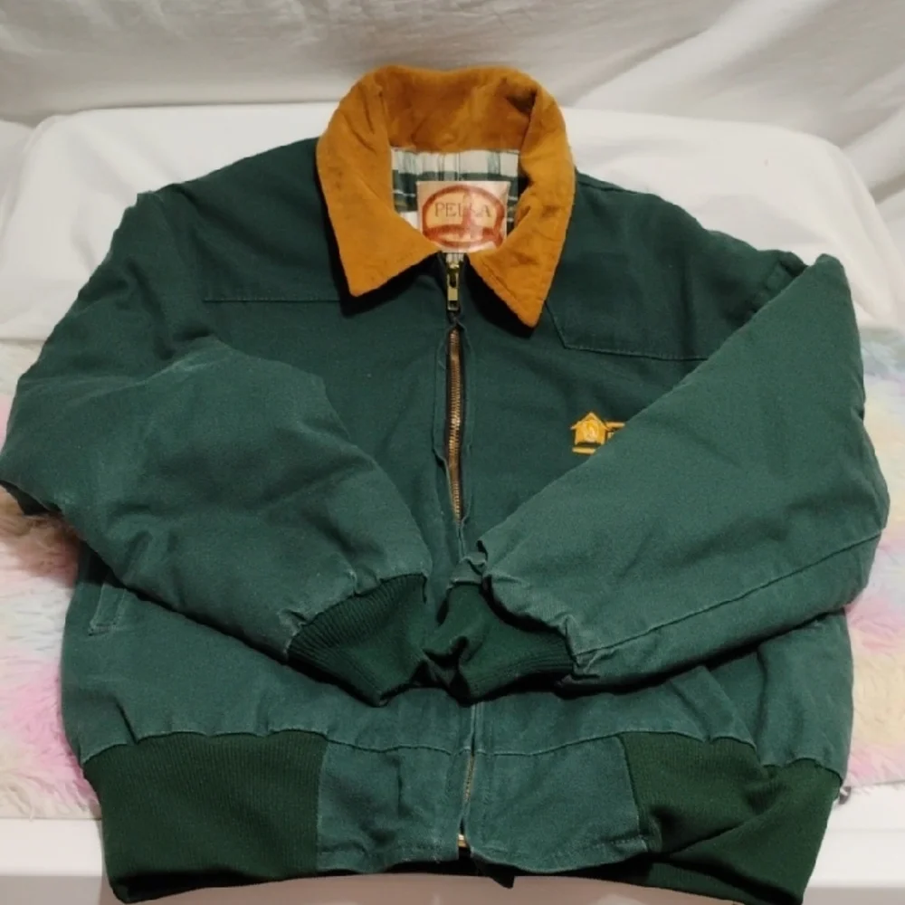 Pella hardly worn